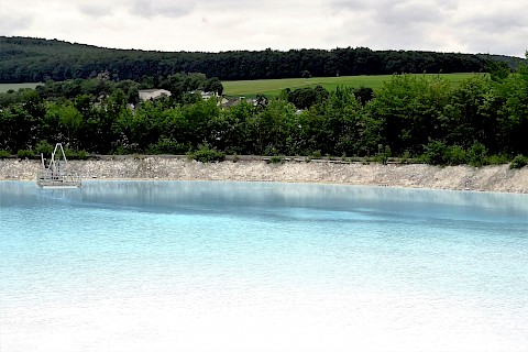 PCC calcium carbonate slurry in the blue lagoon (2014)